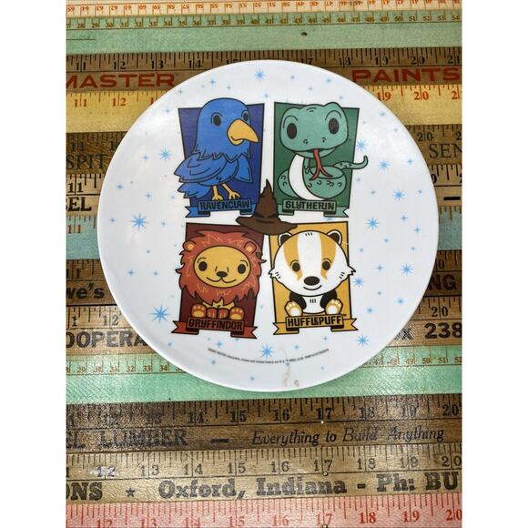 Harry Potter Melamine Plastic Plate 8” 1990s Y2k Gryffindor Hufflepuff Ravenclaw - Picture 2 of 7